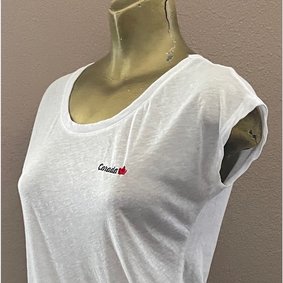 BLUENOTES Embroidered CANADA Tee Shirt Size Small - Picture 4 of 12